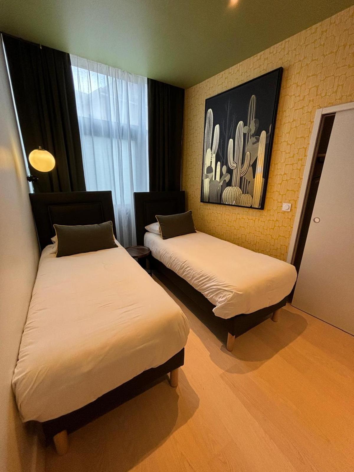 Hotel Le Blason อองบวส ภายนอก รูปภาพ