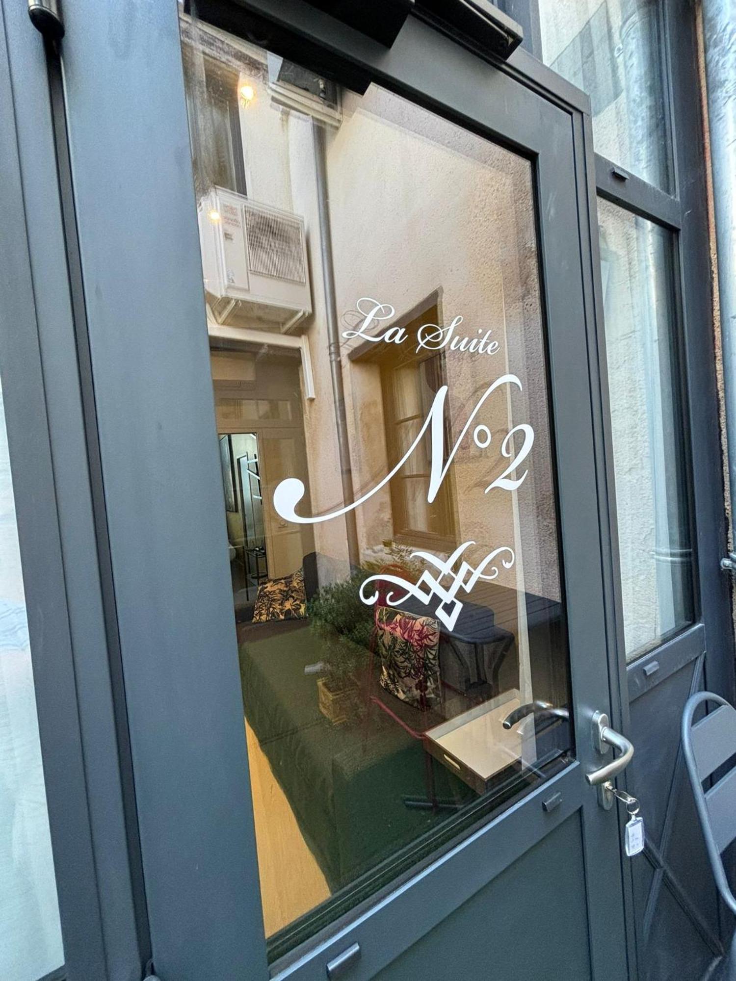 Hotel Le Blason อองบวส ภายนอก รูปภาพ