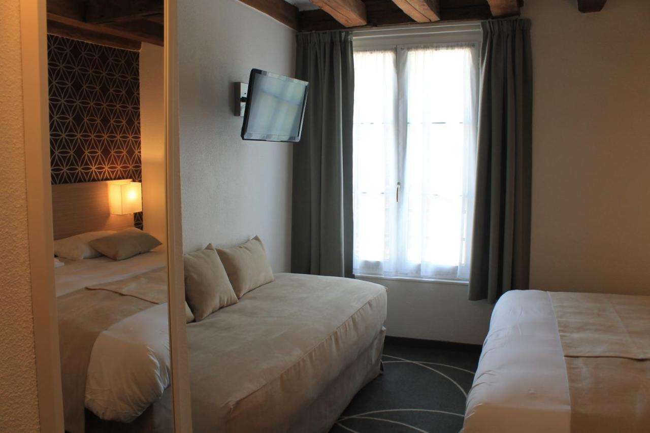 Hotel Le Blason อองบวส ภายนอก รูปภาพ